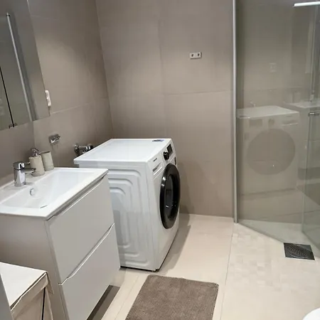 Koselig Naert Sentrum *