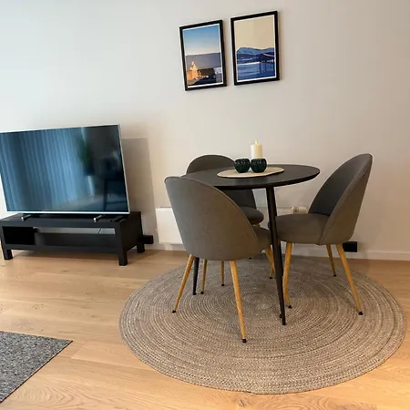 Koselig Naert Sentrum